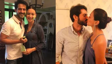 Hiten Tejwani And Gauri Pradhan Seal It With A Kiss To Wish 14th Wedding Anniversary To Each Other