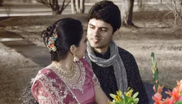 10 Exciting Ways Indian Couples Can Make Romance Possible In A Joint Family