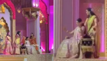 Shloka Mehta Performs On 'Din Shagna Da' With Mother, Mona Mehta And Sisters On Her Mehendi Ceremony