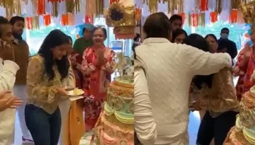 Radhika Merchant Celebrates Her Birthday With Ambani Clan, Takes Blessings Of Mukesh And Nita Ambani