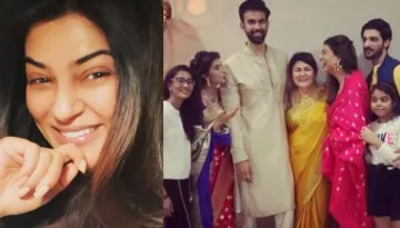 Sushmita Sen And Rohman Shawl Look Like A Match-Made-In-Heaven In An Unseen Picture With Sen Family