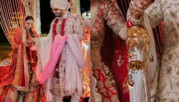 Hansika Motwani Had Worn Unique Peacock-Themed 'Kaleeras' For Her Wedding Day