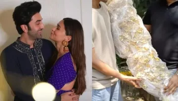Ranbir Kapoor And Alia Bhatt Receive An Expensive Real Gold-Plated Rose Bouquet As A Wedding Gift