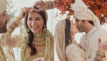 Alia Bhatt Gets Her And Ranbir's Wedding Date Inscribed On The 'Pallu' Of Her Bridal Saree