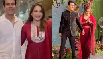 Randeep Hooda's Bride, Lin Dons Gorgeous Dual-Toned Sequinned Saree With A Veil For Reception