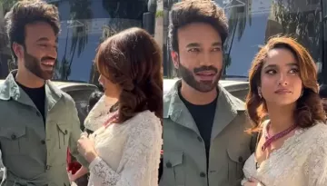 Vicky Jain Asks His Upset Wife, Ankita Lokhande To Smile For The Paps, Netizen Says 'Jhagda Hua Hai'