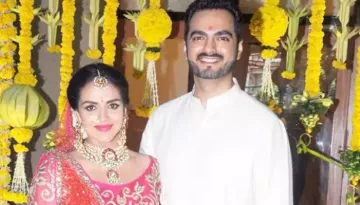 Esha Deol Had Re-Married Hubby, Bharat Takhtani In A Traditional Way On Her 'Godbharai' Ceremony