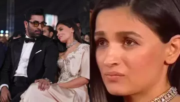 Ranbir Kapoor Ditched Taking Alia's Name While Dedicating His Award, Netizen Notices Her 'Sad Face'