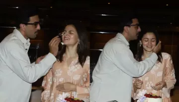 Ranbir Kapoor Playfully Covers Alia Bhatt's Nose With Cake, Shares Hug At Her Pre-Birthday Event