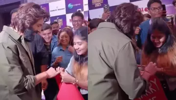 Kartik Aaryan's Fan PROPOSED Him For Marriage On Red Carpet, Netizens Say, 'Ring Bhi Wapis...'