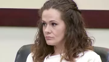 Christa Pike Had To Be Saved By Tennessee After The Botched Execution, Here's Why