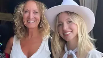 Sydney Sweeney's Mother Had A Shocking Reaction To Her Nude Scenes, 'I Talked To Her A Lot...'