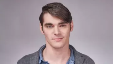 RJ Mitte's Neighbor Recalls Eerie Screams, Saw A Hysterical Woman Leave His Home Before Cops Arrived