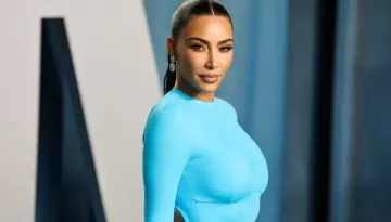 Kim Kardashian Has Natural Curves, Never Had Invasive Surgery, Plastic Surgeons Debated Her Nose Job