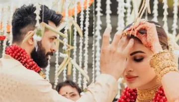 Mouni Roy Has Not Deleted Wedding Pictures With Suraj Nambiar After Their Separation