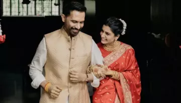 Samantha Ruth Prabhu Flaunts Her Baby Bump, Days After Confirming Maternity Break, 'My Six Pack..'