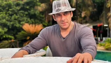 'Still Listening To Seema' Salman Khan Schools Brother Sohail Khan As He Takes All Blame For Divorce