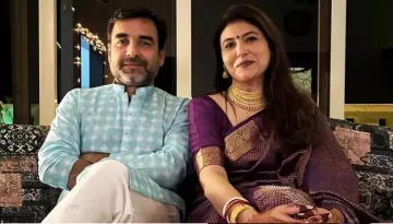 'Mirzapur' Star Pankaj Tripathi's Love Story, From Finding Groom For Mridula To Marrying Her Himself