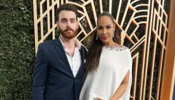 'The Handmaid's Tale' Star Amanda Brugel Marries 'Best Friend' Aiden Shipley In Bohemian Wedding
