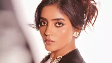 Is New 'National Crush' Tanyaa Mishra Married? Here's Her Age And The Reason Behind Her Virality