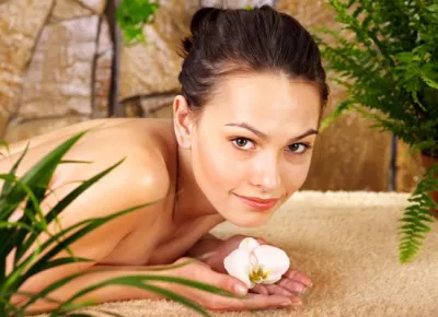 Expert Reveals Night-Time Beauty Secrets For Glowing Skin