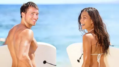  10 Mind-Blowing Surfing Havens For Honeymooners In India   