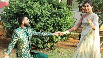  5 Cool And Unique Ways To Announce Your Engagement To Close Friends And Family   