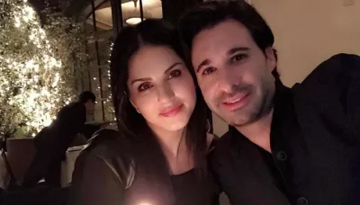  Sunny Leone And Husband Daniel Webber Super-Fun Beach Vacation Photos In Mexico   