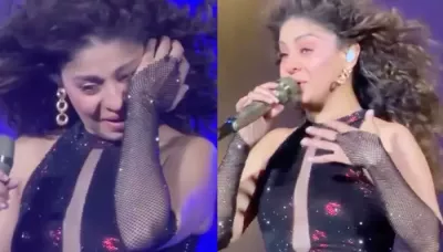 Sunidhi Chauhan Breaks Down On Stage Mid-Live Show In Lucknow, 'Mera Awaz Bahut Jada Kharab Hai..'
