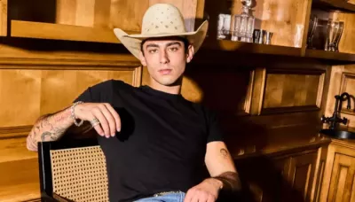  Meet Netflix Star, Dylan Wolf, Bunnie XO's Alleged 'Cowboy' Boyfriend Is 22 Years Younger To Her   