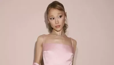  Ariana Grande Reveals Finding Her 'Way Back' To Ex-BF, Ricky Alvarez Months After Split From Ethan   