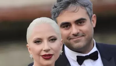  Lady Gaga And Michael Polansky's Baby's First Photos Surfaces, Couple Seen Strolling In California   