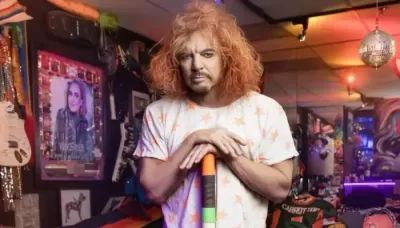  Carrot Top's Health Update, Comedian Is Awake And Breathing On His Own As Recovery Continues   