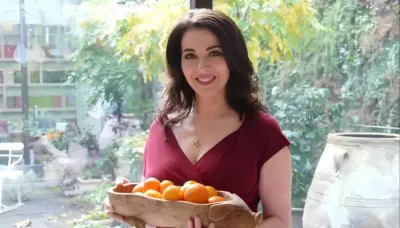  Does Nigella Lawson Have Jewish Roots? The Century-Old Family Story That Still Lives In Her Kitchen   