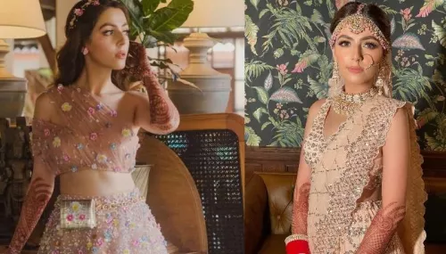 Bride Wore 3D Lehenga For Her 'Mehendi' Ceremony, Dons A Sleeveless 'Choli' On Wedding