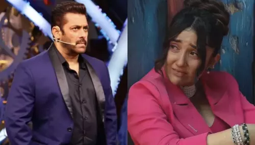 'Bigg Boss 19' Ashnoor Kaur And THIS Contestant To Be Evicted Before Finale, It Is Not Malti Chahar