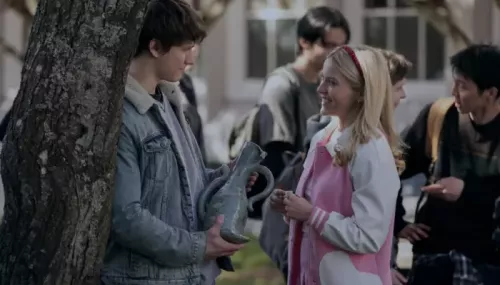 'Elle' Ending Explained, Whom Does 'Elle' End Up With, After Kissing 'Dustin' And 'Miles'? Find Out