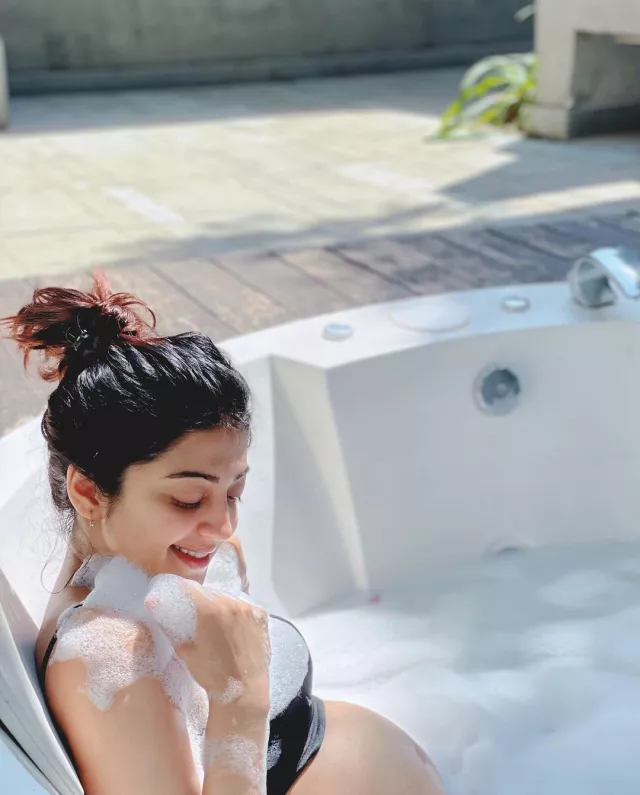 Pranitha Subhash Shares Bare Bump Pictures, Radiates Pregnancy Glow