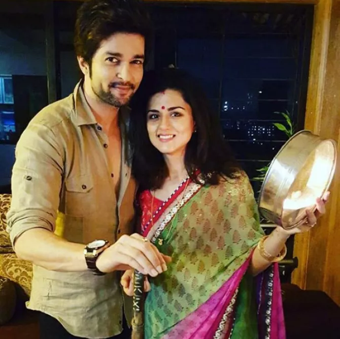 Love story of TV actors Raqesh Vashisth and Ridhi Dogra
