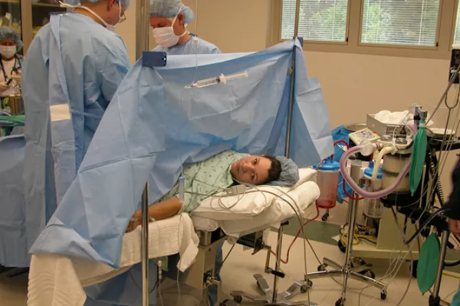 C-Section Pregnancy Guide: Who Needs It, Procedure, Complications And ...