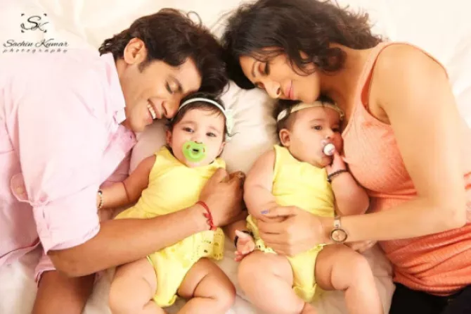 Karanvir and Teejay with their daughters