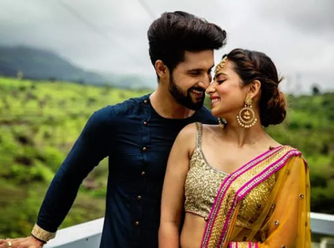 Sargun Mehta and Ravi Dubey