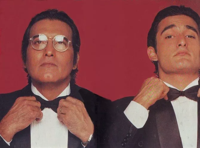 Vinod Khanna with son Akshaye Khanna