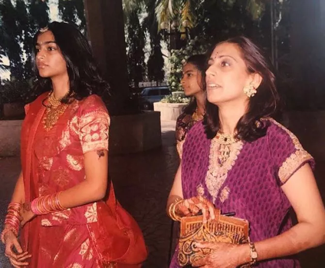 Sonam Kapoor and Sunita Kapoor