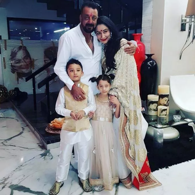 Maanayata Dutt Sings For Husband Sanjay Dutt On Her Birthday