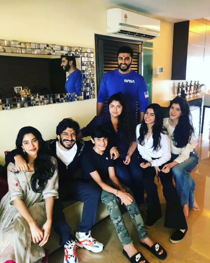 Arjun Kapoor, Janhvi Kapoor, Khushi Kapoor and Anshula Kapoor