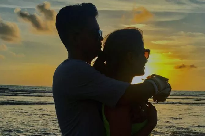 Hina Khan And Rocky Jaiswal Love Story