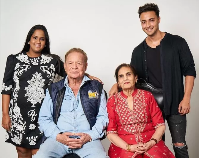 Arpita Khan Sharma, Aayush Sharma, Salim Khan and Salma Khan
