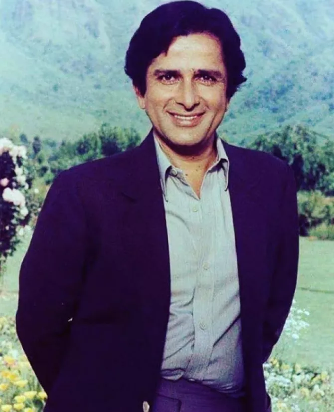 Shashi Kapoor's Mother Wanted To Get Rid Of Him Before His Birth ...