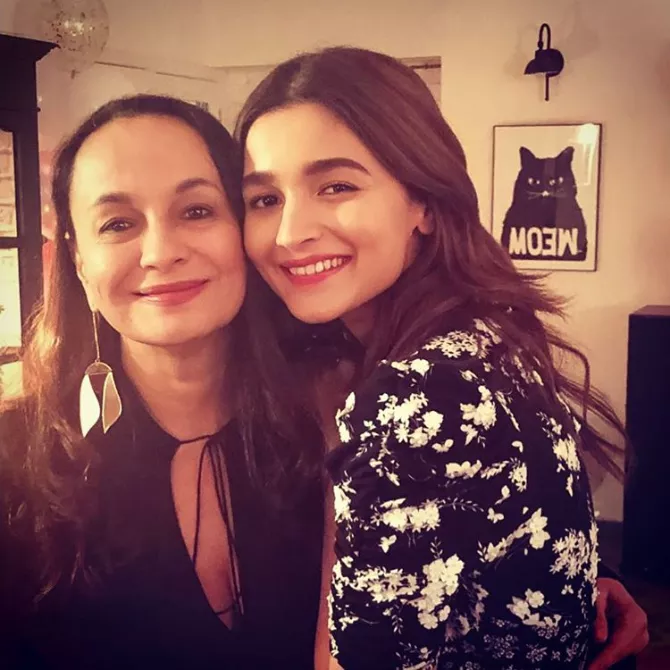 Soni Razdan and Alia Bhatt